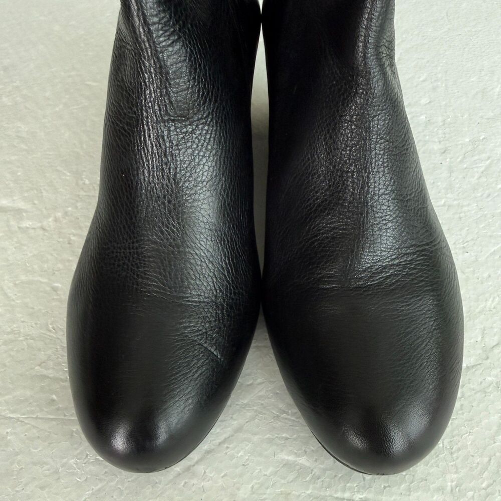 Size 9M - Gentle Souls Kenneth Cole Vicki Women's Black leather wedge booties - Picture 4 of 8